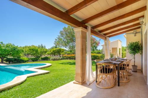 Villa Corb Mari by Sun Villas Mallorca - Tap to explore photos