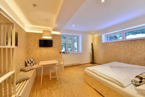 Montanie Resort – Desna, IN