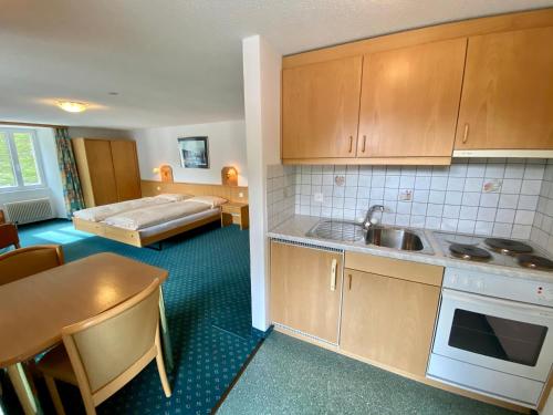 Hotel Portjengrat - image 12