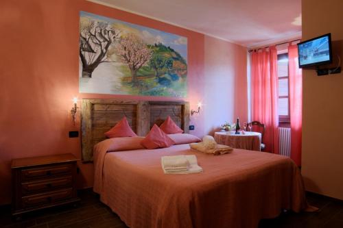 Double or Twin Room with Private Bathroom