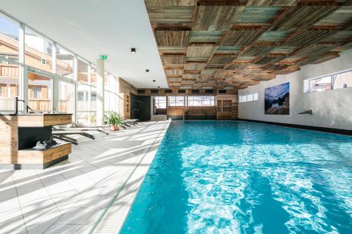 256290247 Alpine Nature Hotel Stoll