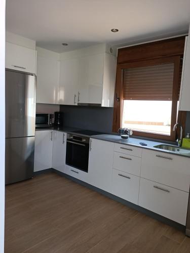 CHALET INDEPENDIENTE BAIONA PRÓXIMO A LA PLAYA PARA 4 HUÉSPEDES gîte à louer Bahiña