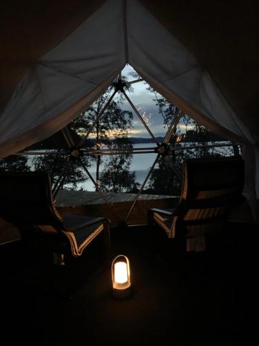 Utsikt, FUGELVÅGEN, cabins and glamping (FUGELVAGEN, cabins and glamping) in Molde sentrum