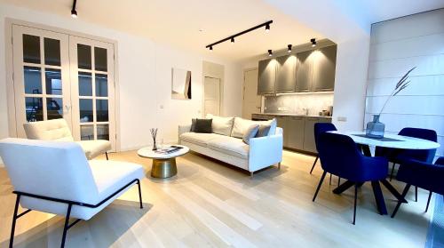 2 bedrooms, 3 beds