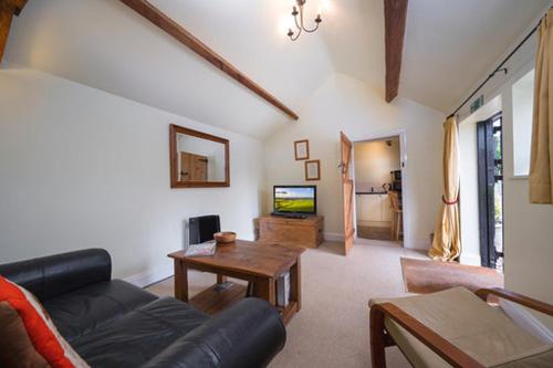 The Nook at West Langton lodge 1