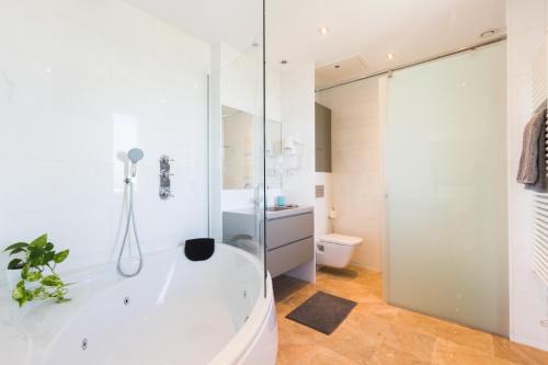 Kronos on the Beach Attic Suite, Barcelona (photo 9)