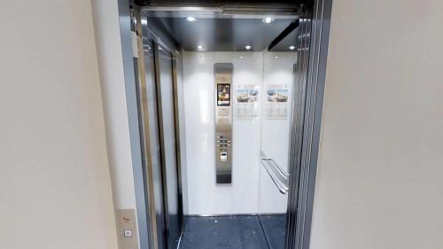 Suites Murillo Alcázar - image 8