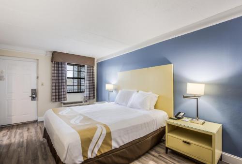 Quality Inn Hampton - Newport News – Hampton, VA