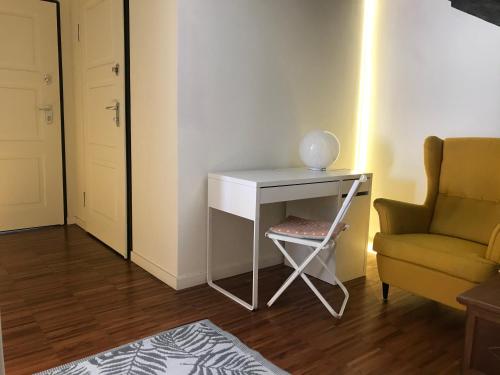 Sweet & cosy room next to the beach, Viareggio (Foto 7)