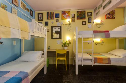 1 bunk bed