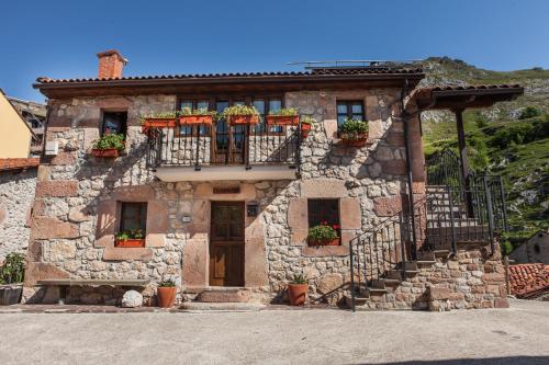 Apartamentos Rurales El Tio Pablo Picos de Europa Tresviso