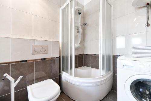 Bellevue Hill apartment - image 7