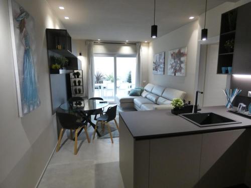 Civitanova Marche Town-Beach Home 3-Star Single Room suite