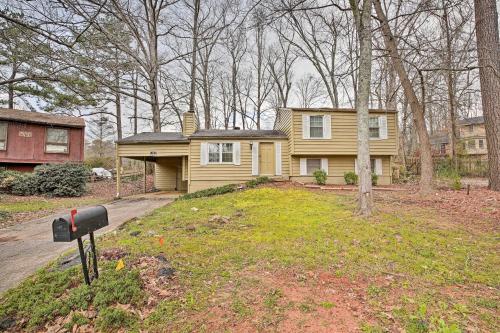 Quiet And Convenient Home 6 Mi To Stone Mtn!, Stone Mountain