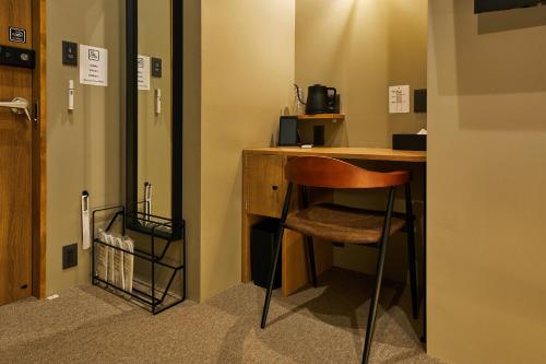 mizuka Imaizumi 2 無人ホテル