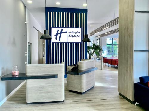 Holiday Inn Express Ciudad de las Ciencias, an IHG , Pension in Valencia