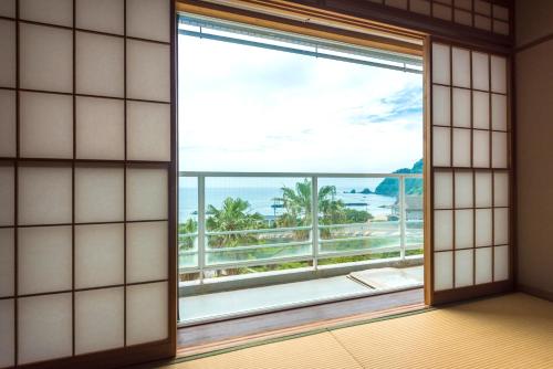 Nishiizu Crystal View Hotel in Nishiizu