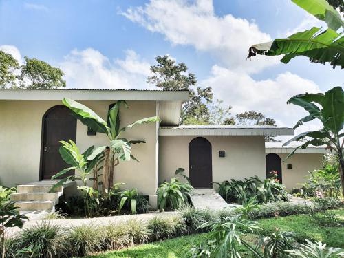 Facilities, Yellow Tree Suites in La Fortuna