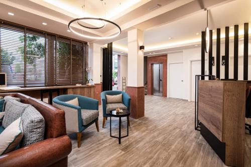 Park Hotel - image 11