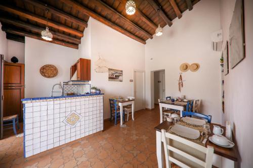 Agrodolce B&B – Cefalu, CA