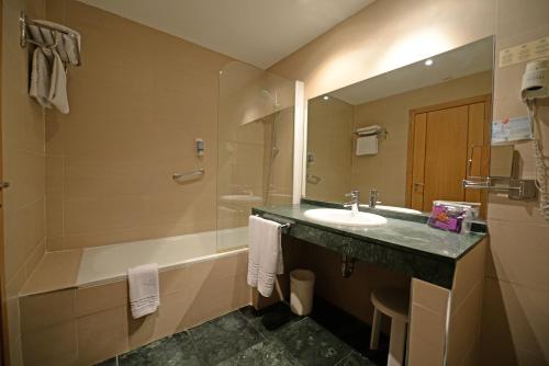 Hotel Costa Narejos - image 9