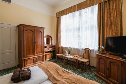 City Hotel Unio - image 12