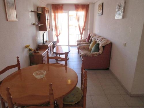 Tipical spanish appartment near Los Locos beach - image 8
