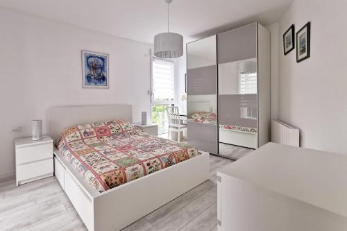 Charming apartment quiet hotel service