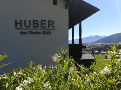 Huber - Das Tiroler B&B – Oberperfuss, IL