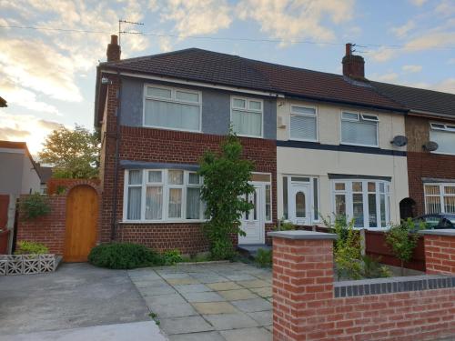Luxury 5* Home with Secret Garden and Free Parking, Liverpool (foto 7)