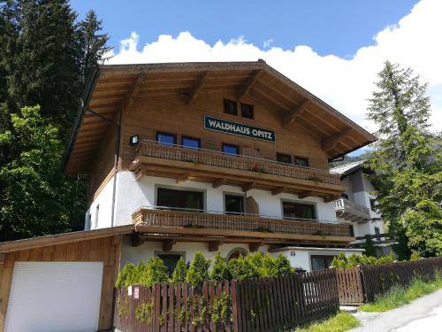 One-Bedroom Apartment with Balcony (2-4 Adults)