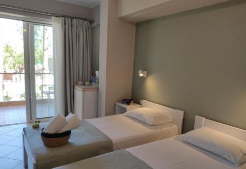 Vasilis Studios 2