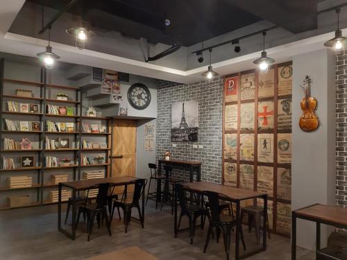Quiet Hostel - Minquan Inn – Tainan, LA