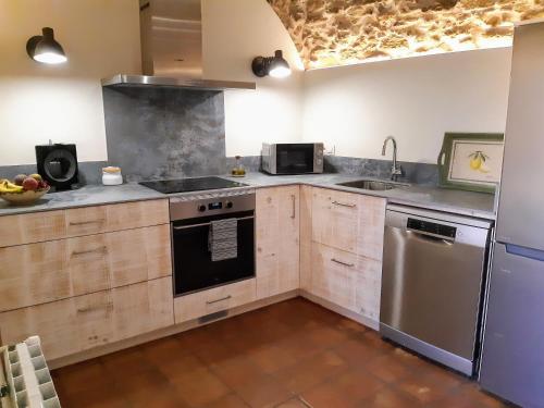 Konyha, MONELLS - CASA Rural - CAN FELIP in Monells