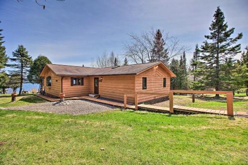 Lake Superior Beachfront Home - 15 Mi to Duluth!