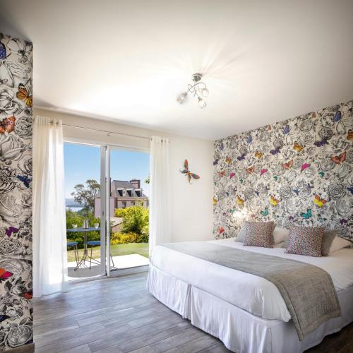 . Hôtel Les Agapanthes-Logis Hôtel