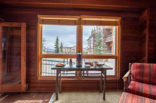 Kutuk Condominiums – Steamboat Springs, CO
