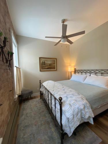 Bisbee Brownstone Suites