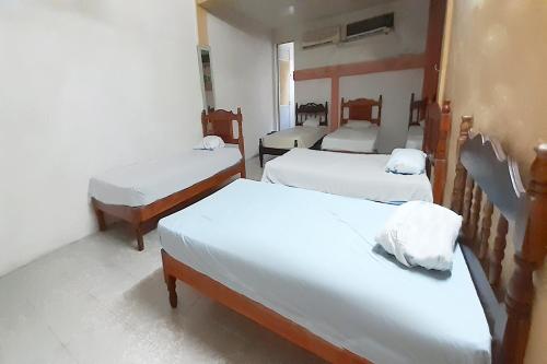 3 double beds