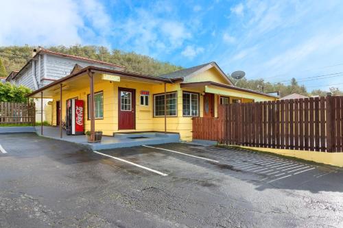 Roseburg Inn - image 7