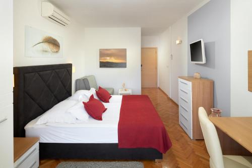 Hotel Fortuna - image 9