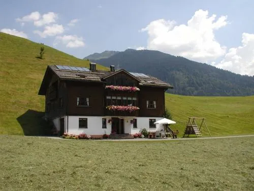 Appartments Haus Monika in Schoppernau, Österreich