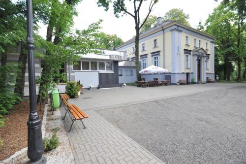 Park Hotel Dobrodzień (Park Hotel Dobrodzien) in 쳉스트호바 시티 센터