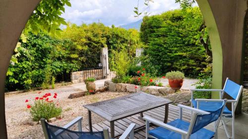 B&B Châteauneuf-Villevieille - Bambou entre Mer et Montagnes - Bed and Breakfast Châteauneuf-Villevieille