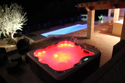 Réservation en suspens gîte à louer Rochemaure