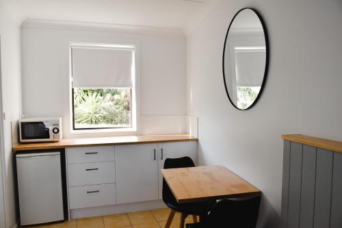 Eight Spence Room Type - Triple Room