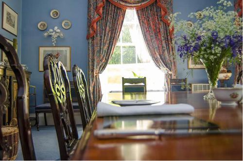 Nutgrove House Luxury B&B in Seaforde