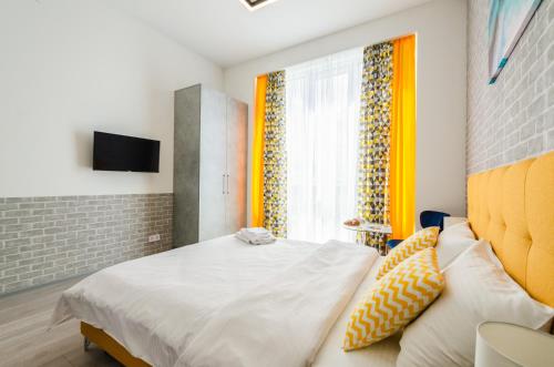 View smart Apartment on 26 floor Kvartet Railway Station 4D - image 2