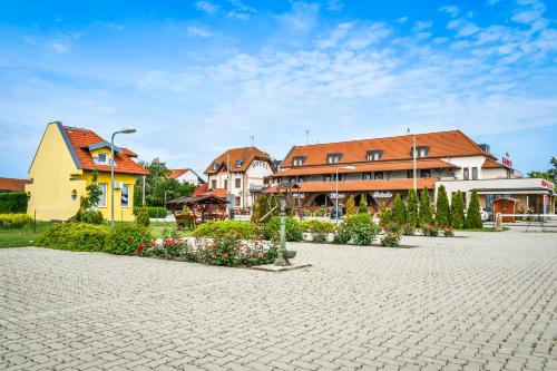 . Hotel Rózsa Csárda