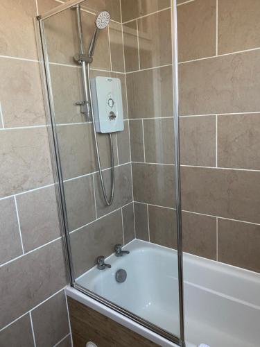 The garden flat - image 6